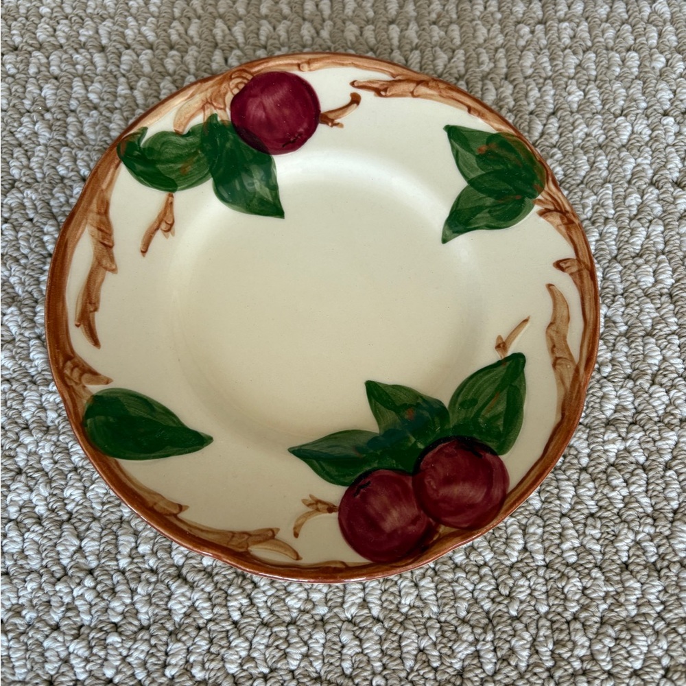 Franciscan Apple Bread & Butter Plate USA Vintage Earthenware Collectible 12 EUC